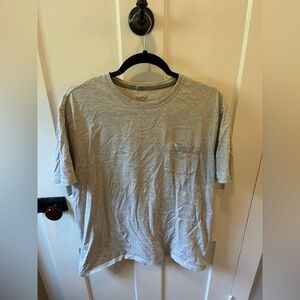 Men’s Patagonia Grey and Blue Stripe Pocket Tee Size Large 100% Organic Cotton